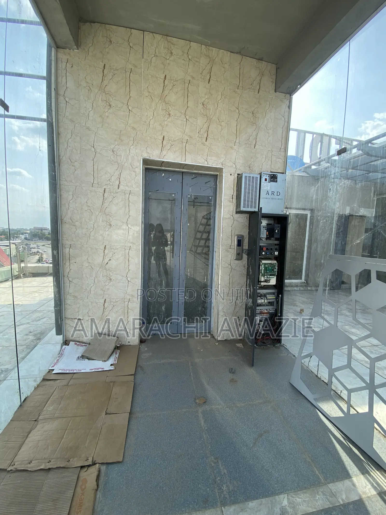 Newly Built Roof Top Space For Rent In Wuse 2 in Wuse 2
