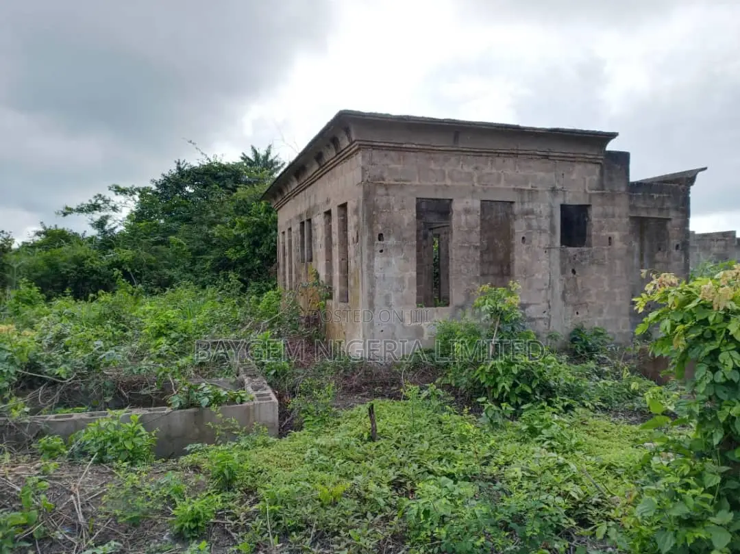 2bdrm Bungalow in Kobape Abeokuta, Obafemi-Owode for sale in Obafemi-Owode