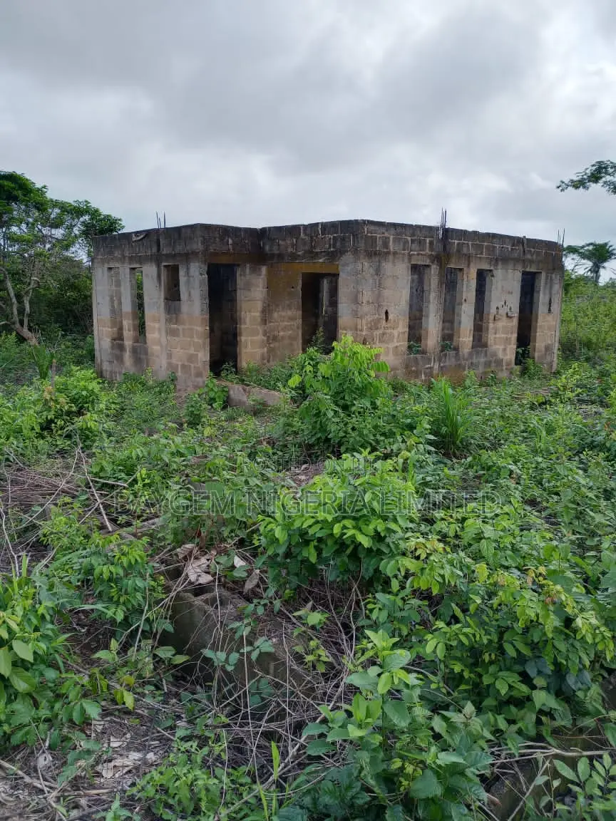 2bdrm Bungalow in Kobape Abeokuta, Obafemi-Owode for sale in Obafemi-Owode