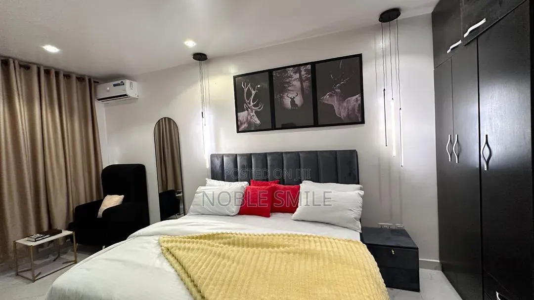 Luxury 2bedroom With Pool and Gym in Lagos Island / Lagos Island