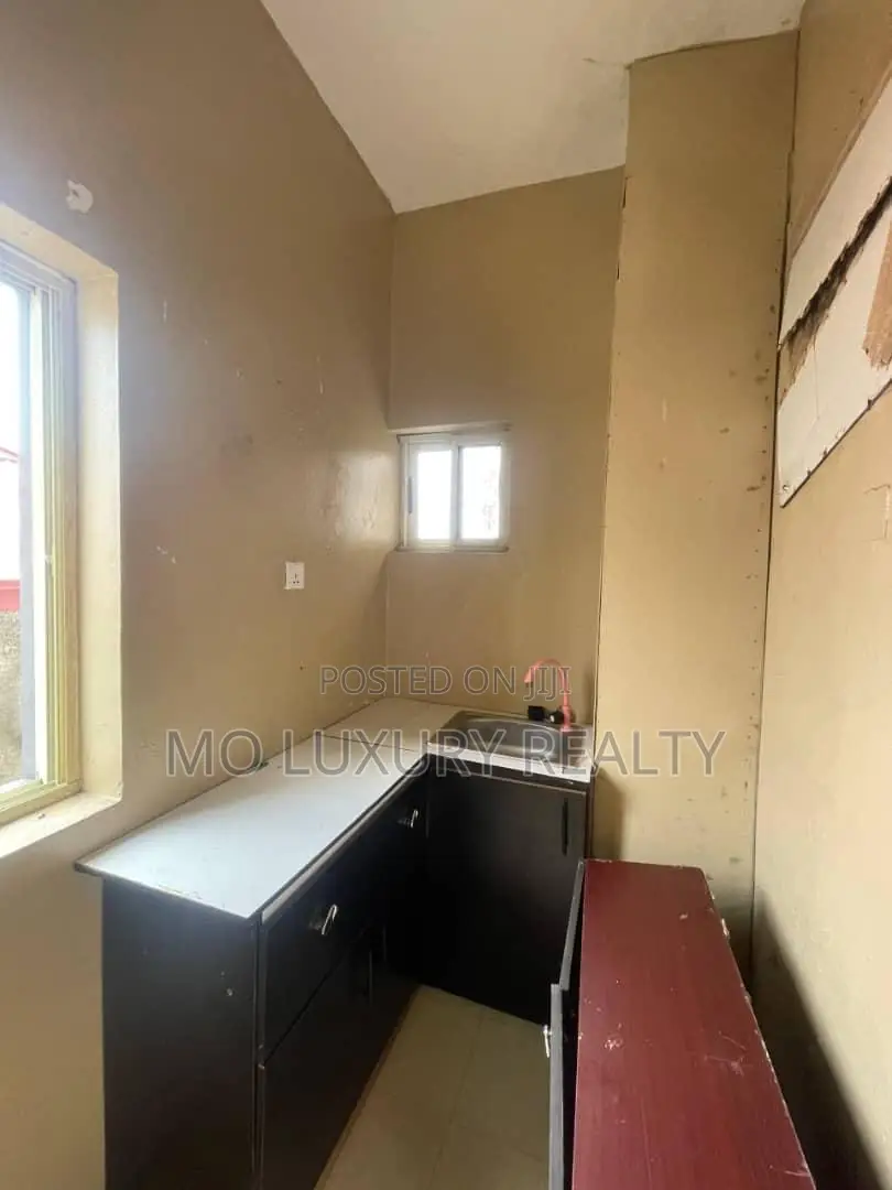 1bdrm Apartment in Osapa london for rent in Osapa london