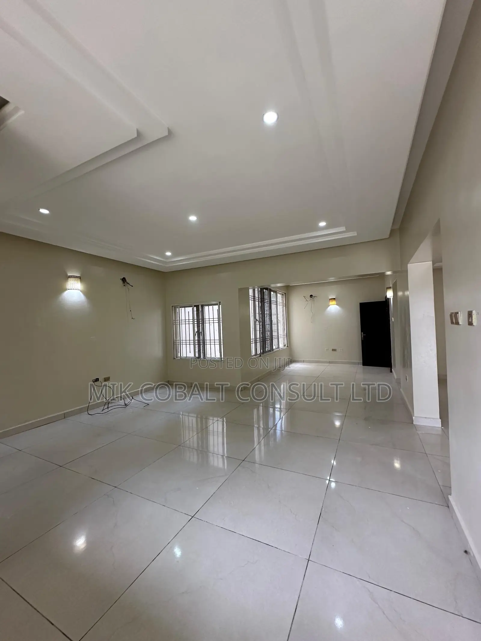 4bdrm Townhouse / Terrace in Diplomatic Zone, Katampe Extension in Katampe Extension