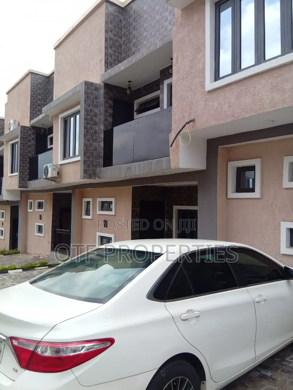 4bdrm Duplex in Fo1, Kubwa for rent in Kubwa