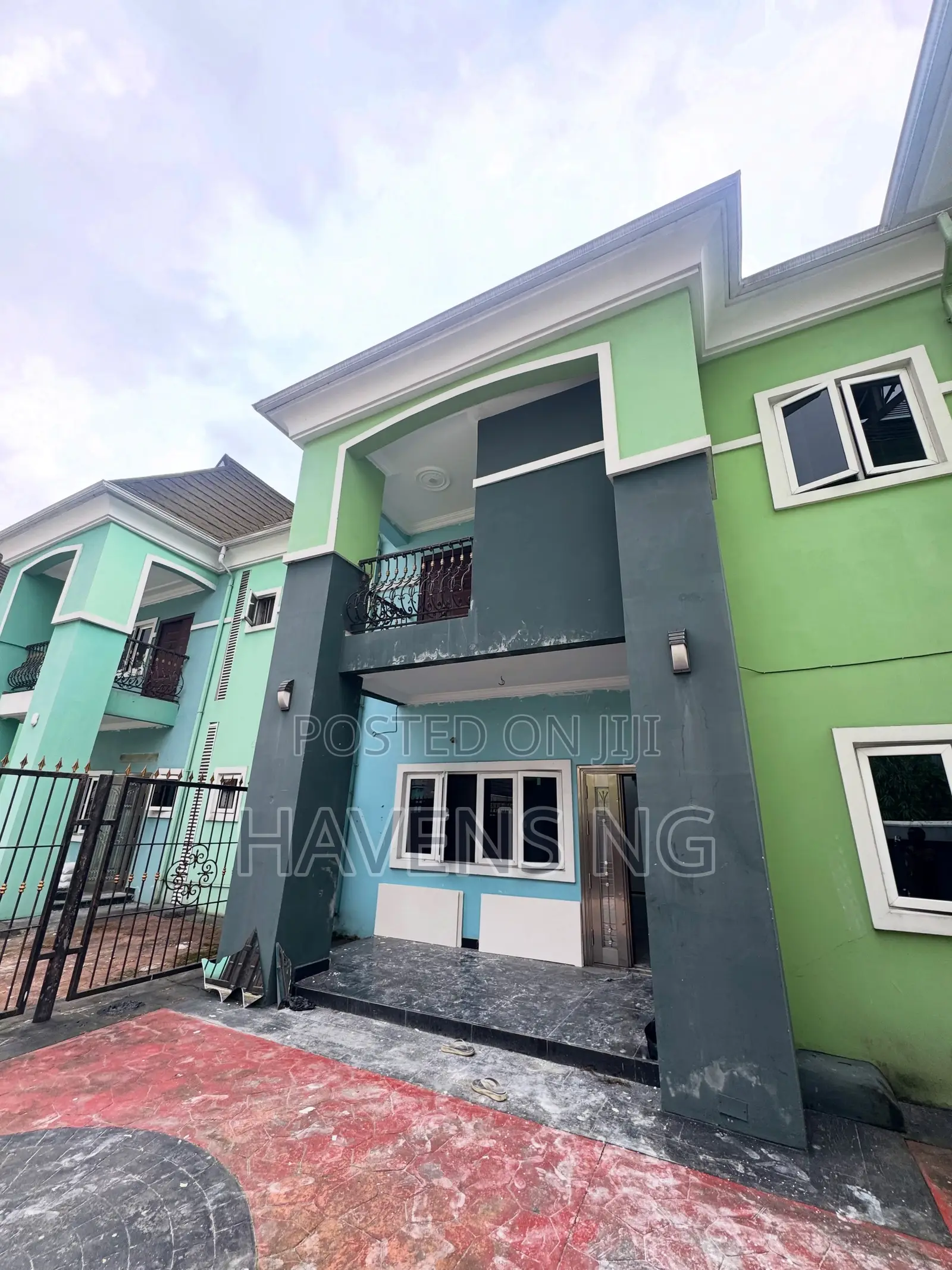 9bdrm Duplex in New Layout for sale in New Layout