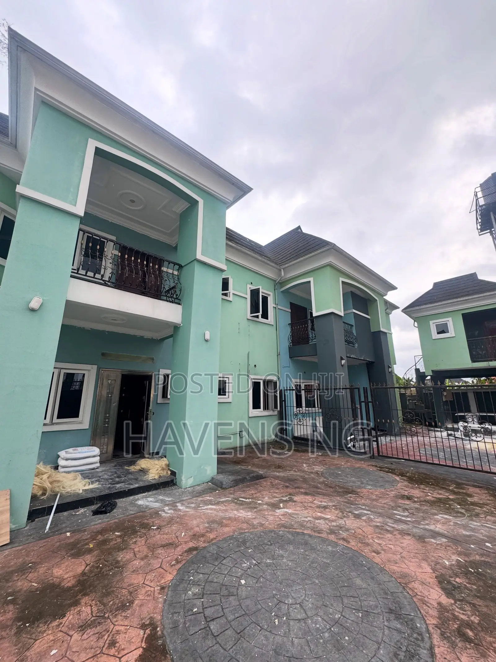 9bdrm Duplex in New Layout for sale in New Layout
