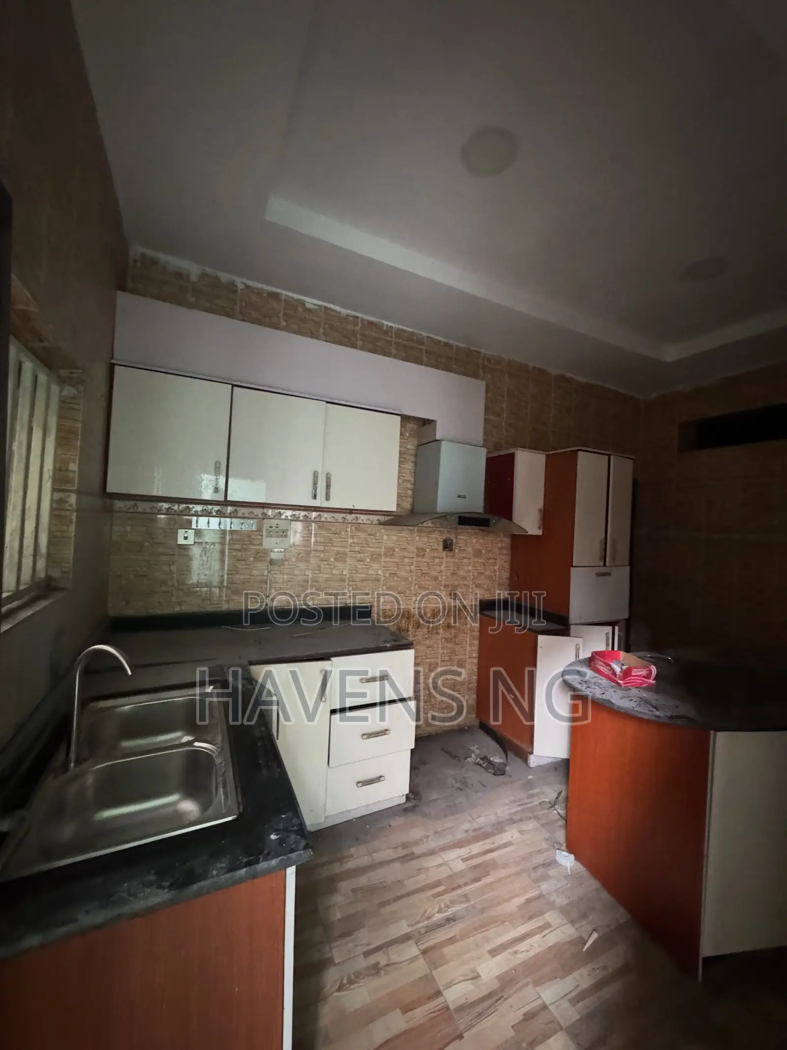 9bdrm Duplex in New Layout for sale in New Layout