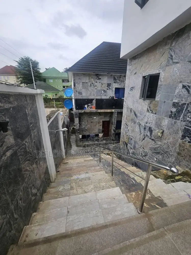 16bdrm Duplex in 7Th Avenue, Gwarinpa for sale in Gwarinpa