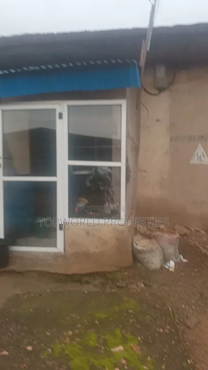 3bdrm Block of Flats in Giwa Oke Aro Ogun, Iju-Ishaga for sale in Iju-Ishaga