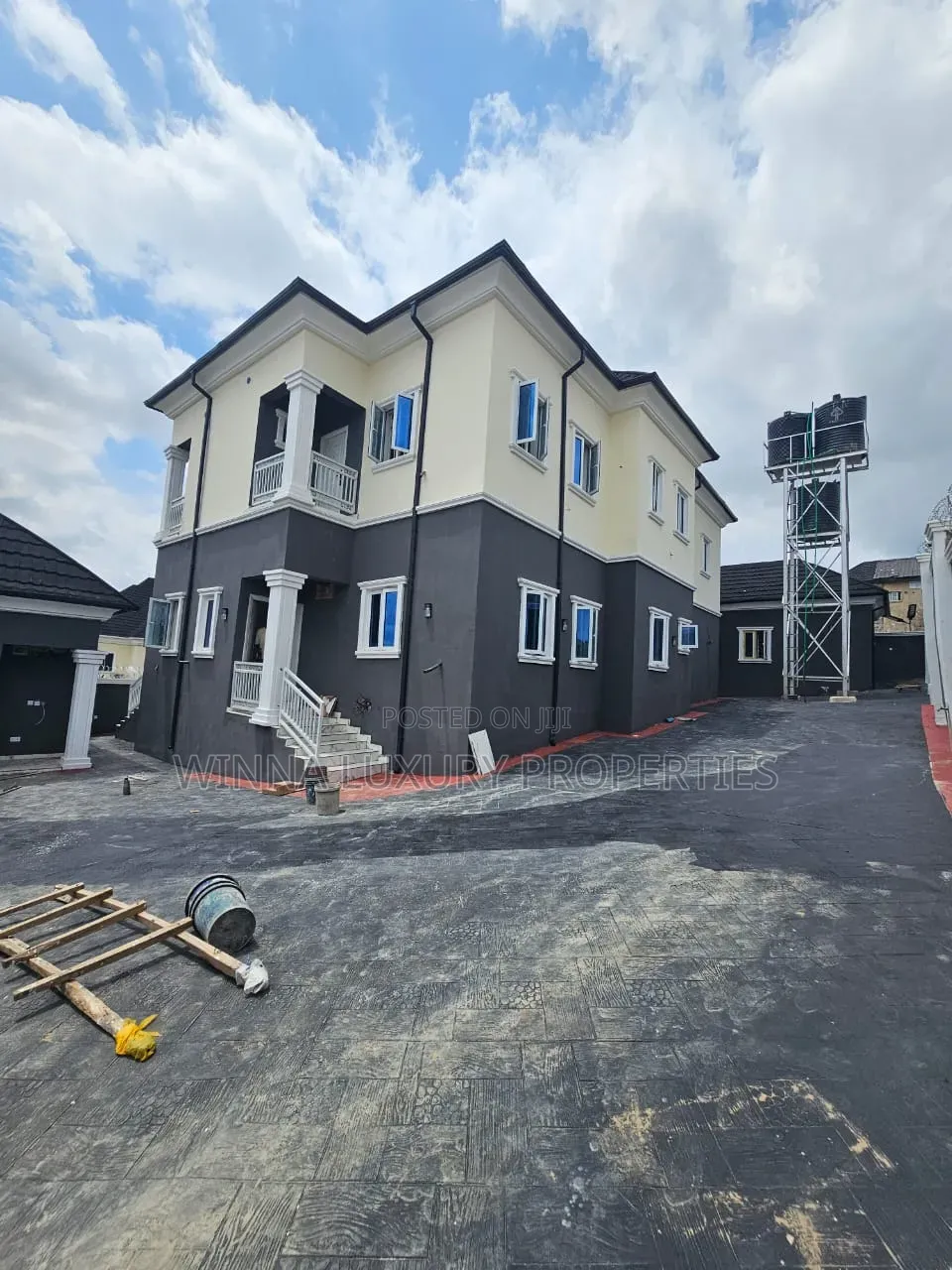 2bdrm Apartment in Along Voice Of, Lugbe District for rent in Lugbe District
