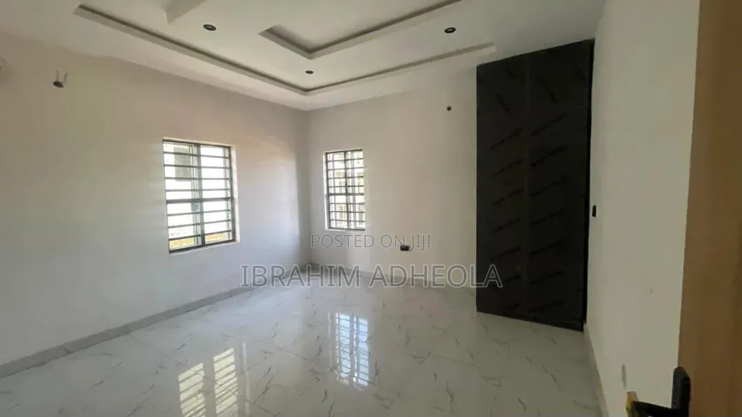 2bdrm Apartment in Yabatech Gra, Abule-Ijesha for rent in Abule-Ijesha