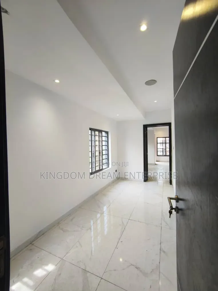 4bdrm Duplex in Lekki Palm City for rent in Ado / Ajah