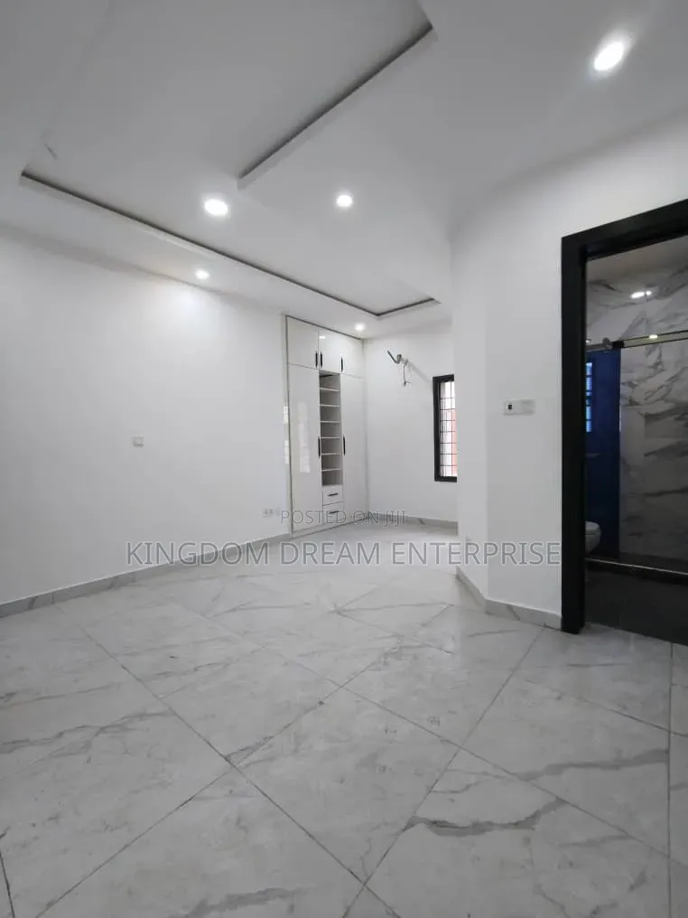 4bdrm Duplex in Lekki Palm City for rent in Ado / Ajah