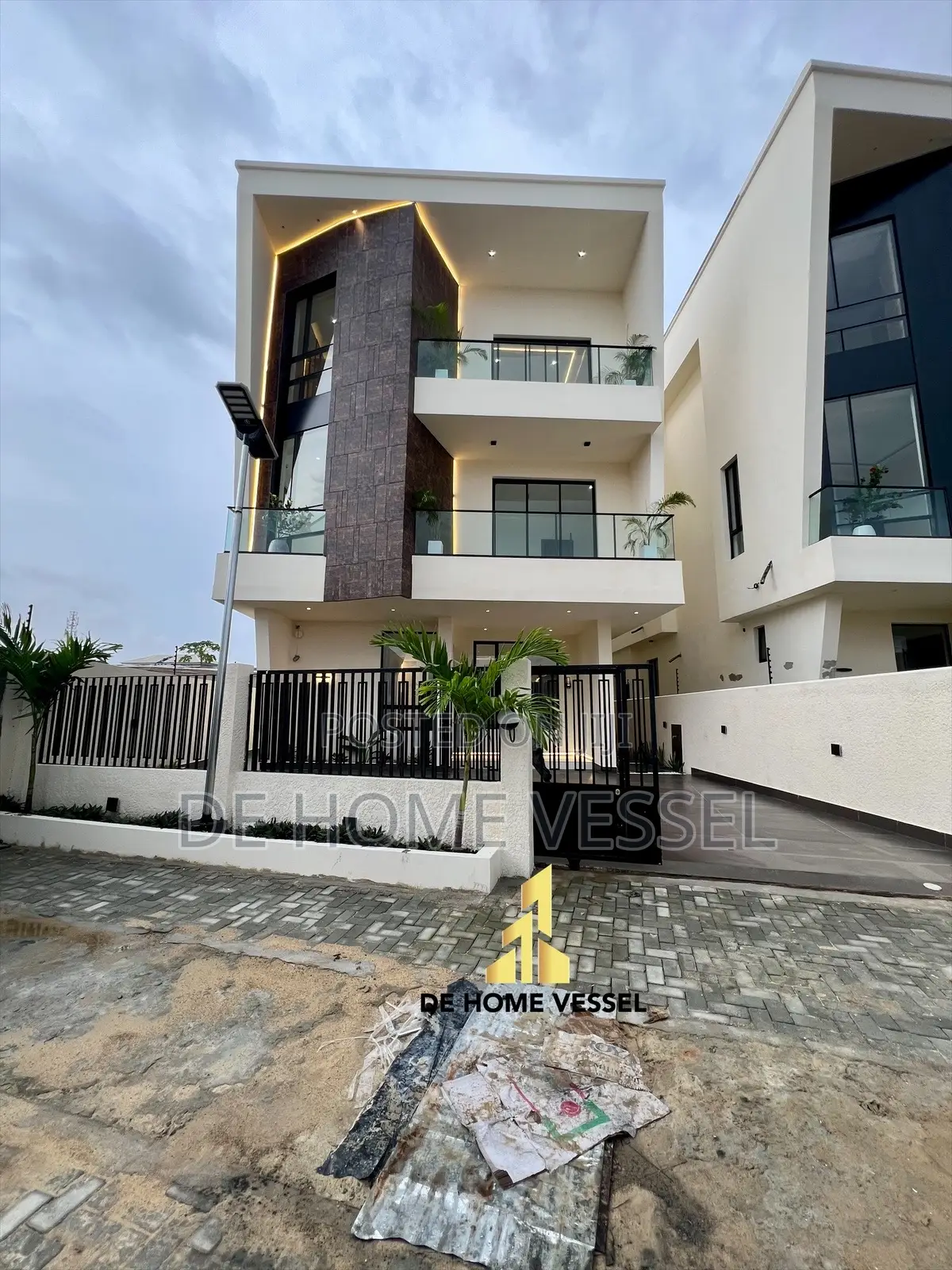 5bdrm Duplex in Lekki for sale in Lekki