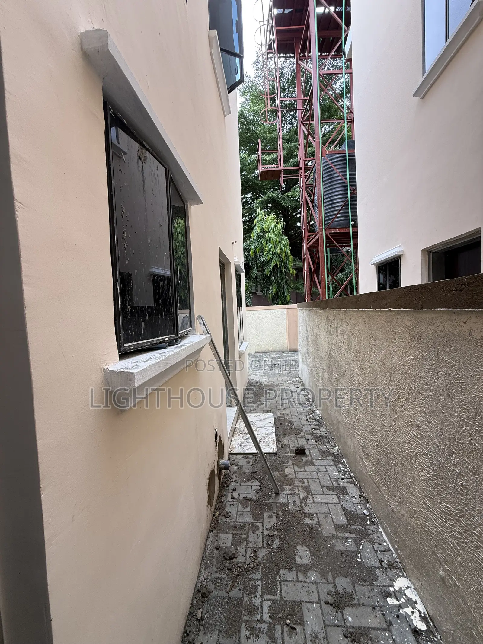 3bdrm Duplex in Gwarinpa for sale in Gwarinpa