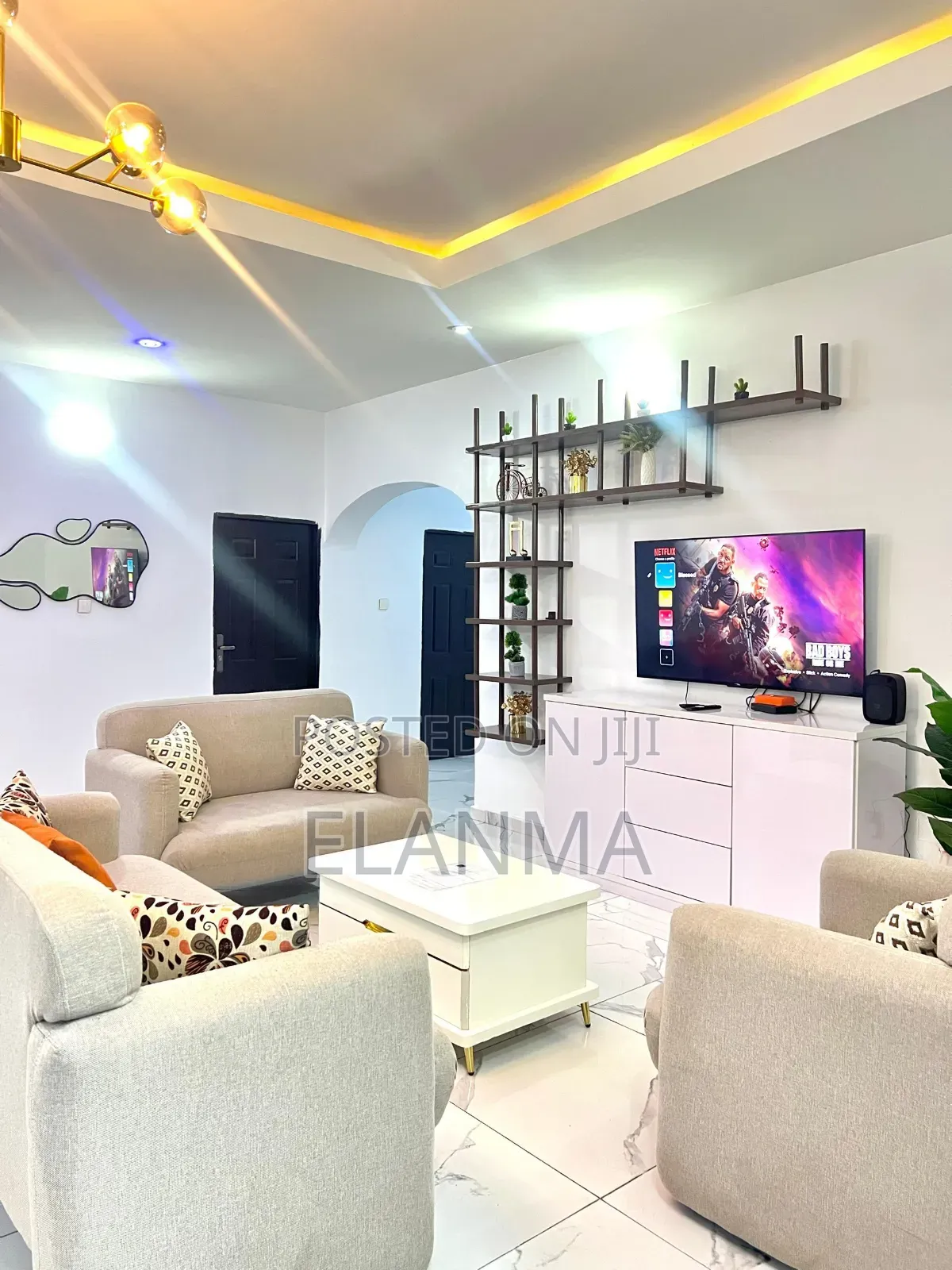Cozy Dreamy 1 Bedroom in Dawaki