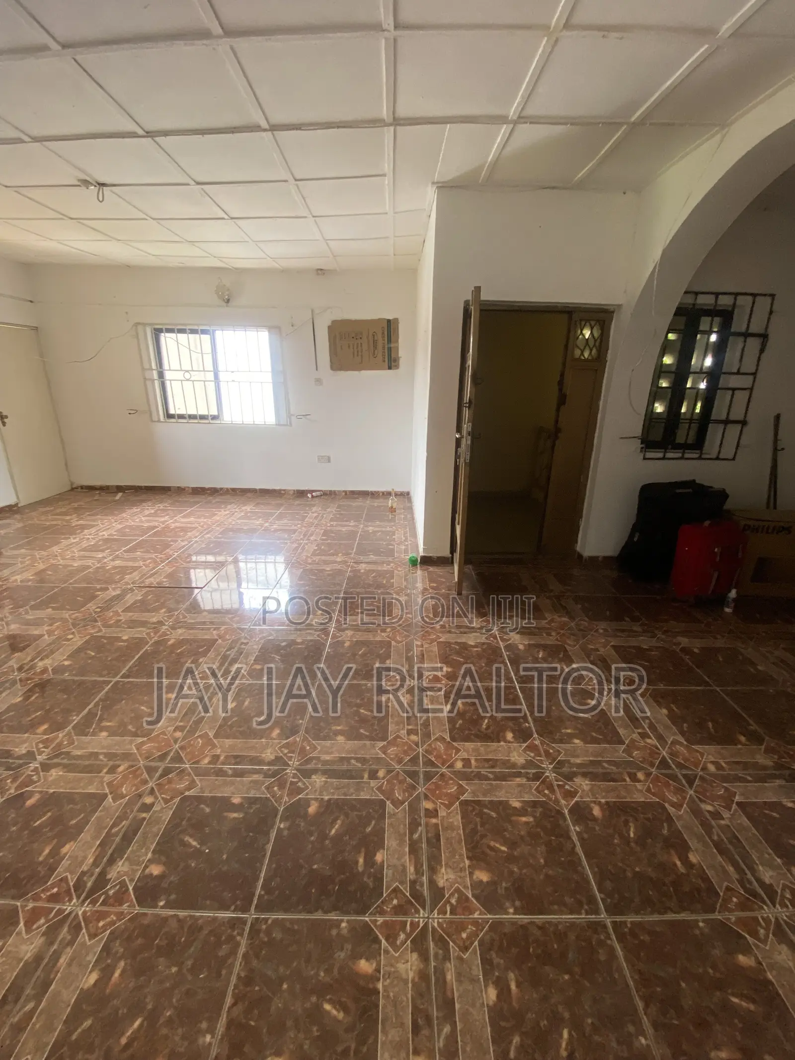 3bdrm Block of Flats in Utako for rent in Utako