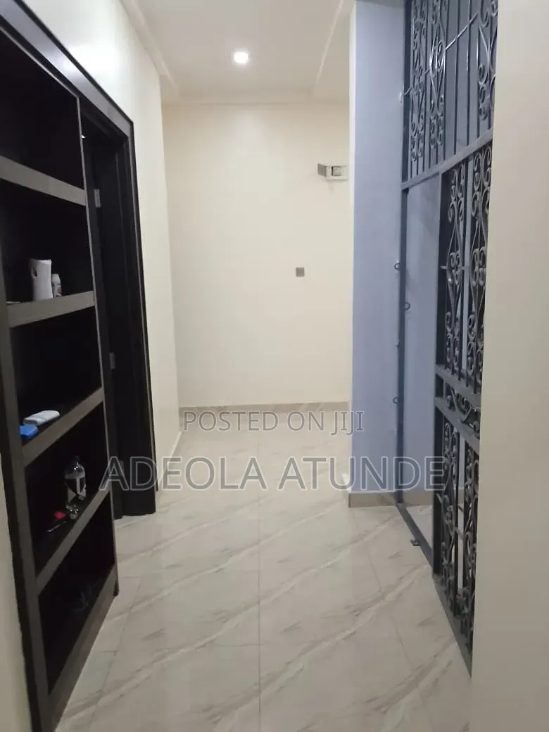 Modern 3-Bedroom Duplex With Premium Comfort in Sabon Lugbe