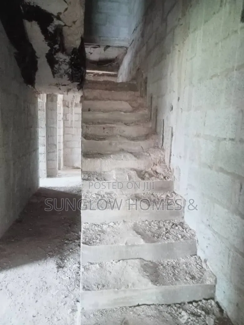 4bdrm Duplex in Nut, Sabon Lugbe for sale in Sabon Lugbe