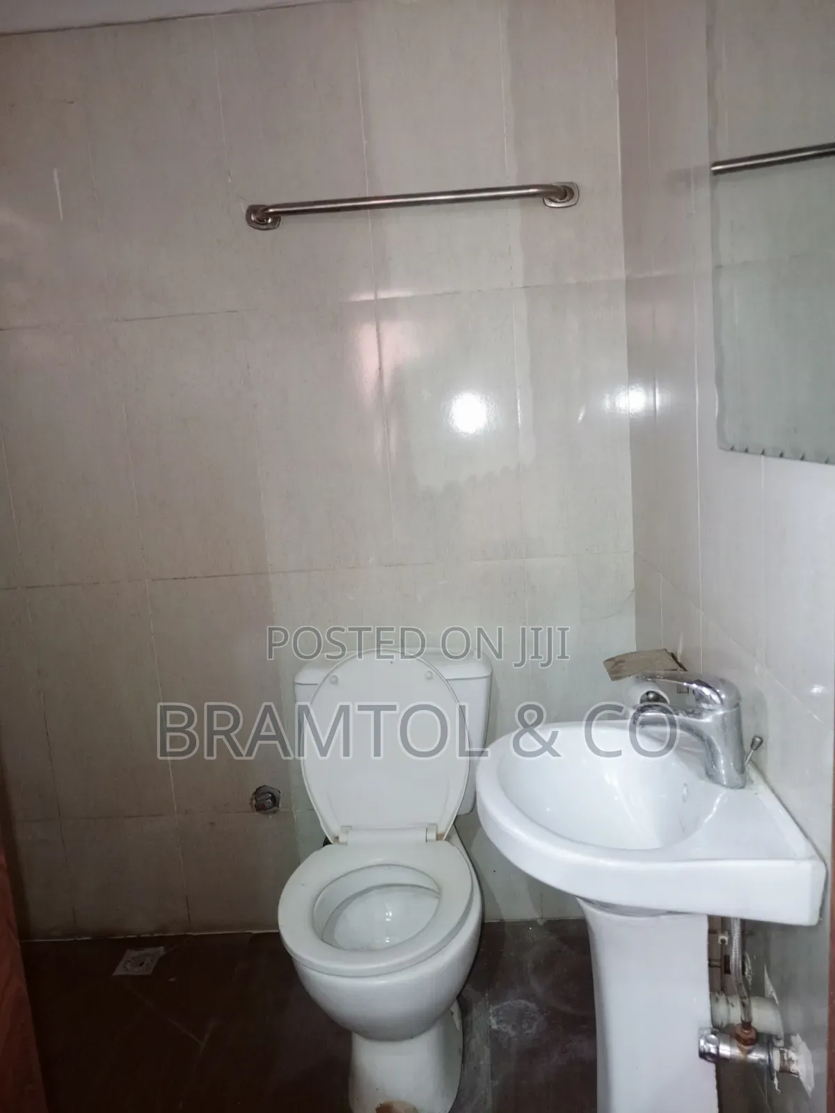 1bdrm Block of Flats in Wuye for rent in Wuye