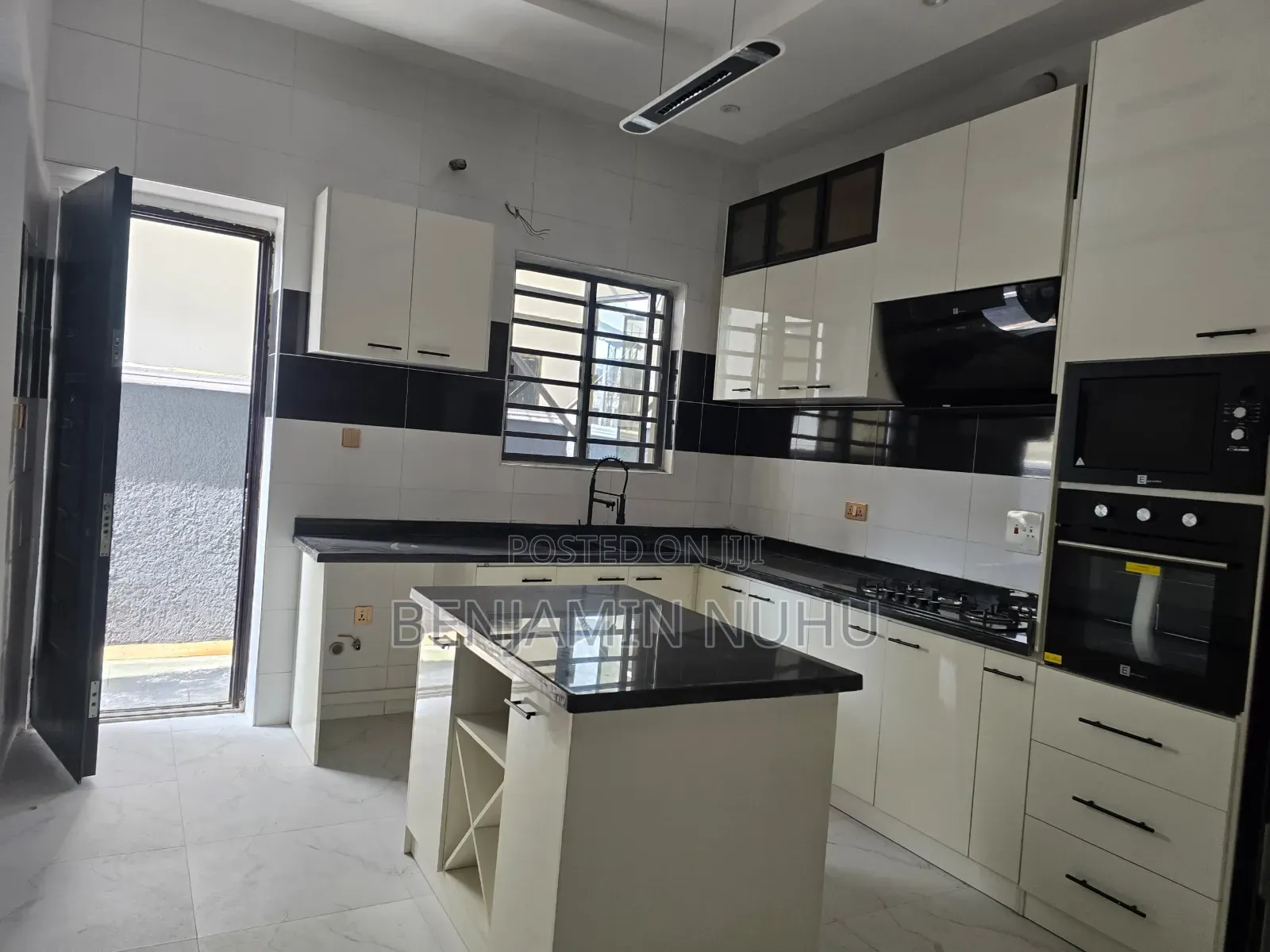 4bdrm Duplex in Sunshine Estate, Off Lekki-Epe Expressway for sale in Off Lekki-Epe Expressway