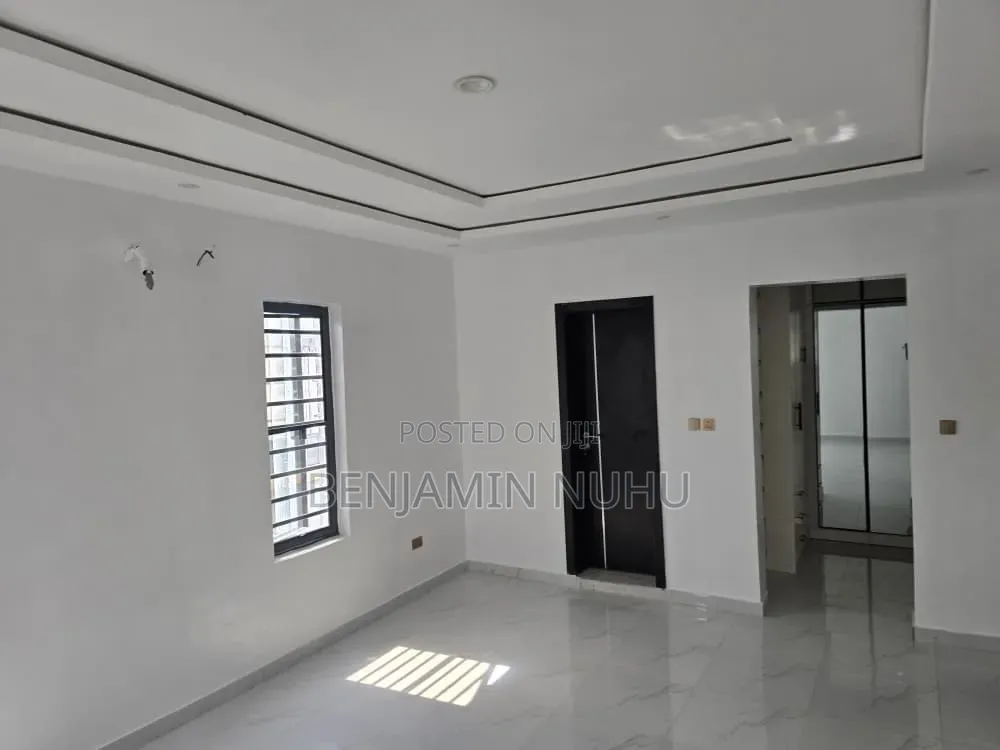 4bdrm Duplex in Sunshine Estate, Off Lekki-Epe Expressway for sale in Off Lekki-Epe Expressway