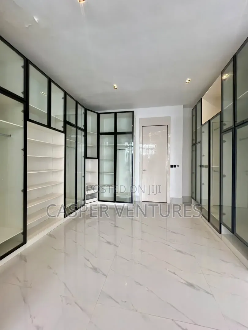 5bdrm Duplex in Chevyview, Chevron for sale in Chevron