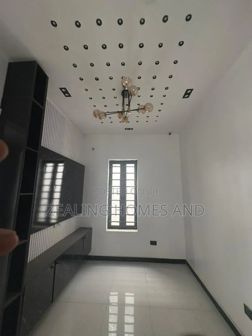 Furnished 4bdrm Duplex in Captain Court for rent in Abraham Adesanya Estate