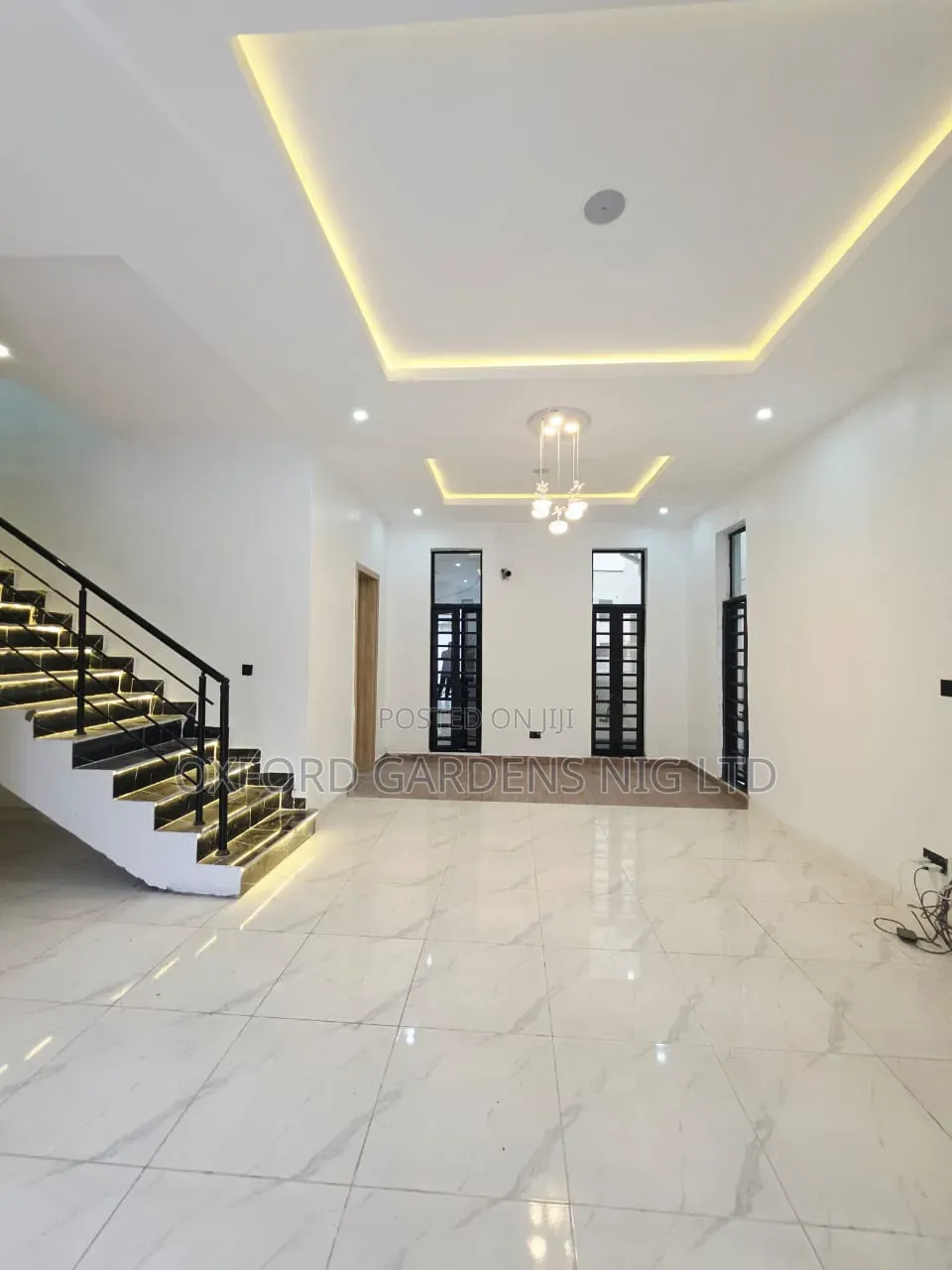 4bdrm Duplex in General Paint, Lekki Phase 2 for sale in Lekki Phase 2