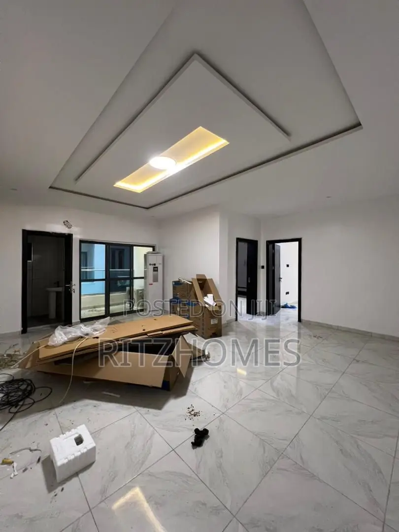 2bdrm Apartment in Lekki Phase 1 for rent in Lekki Phase 1