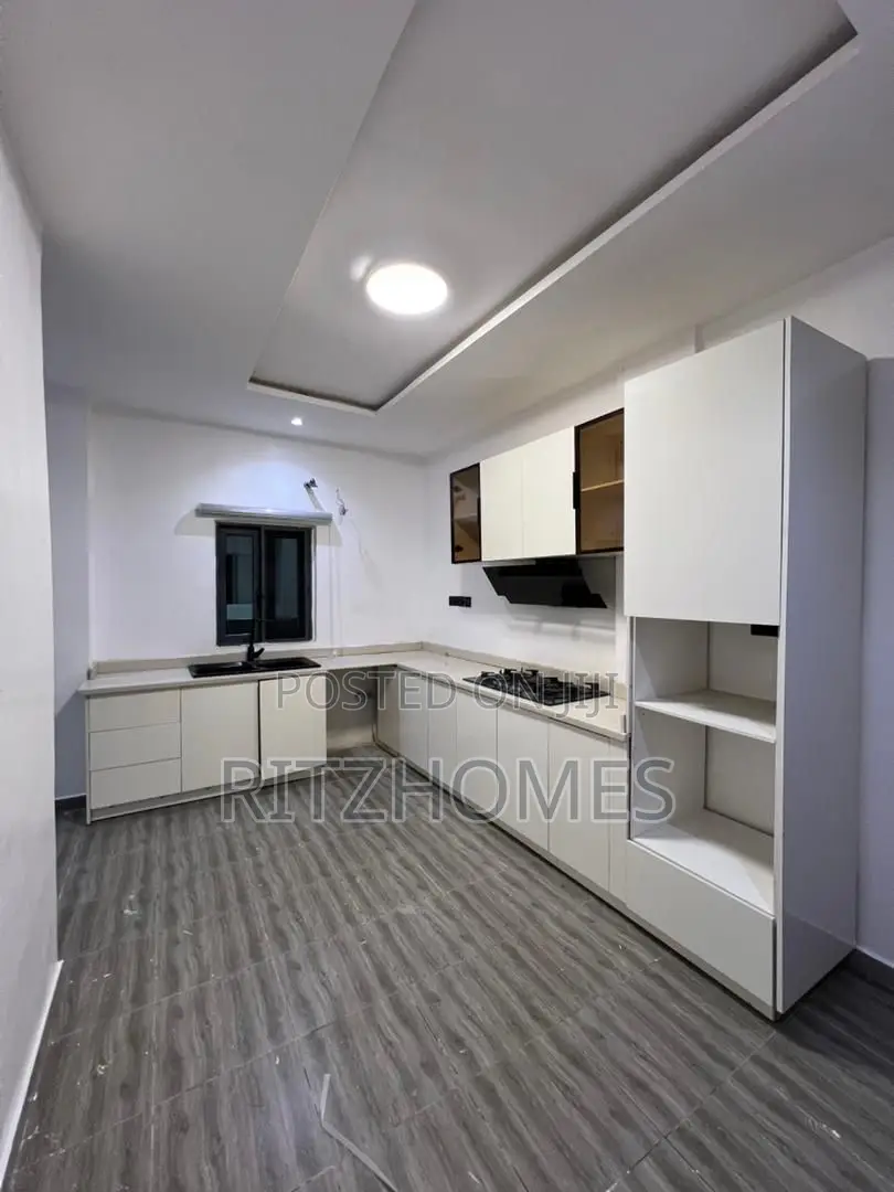 2bdrm Apartment in Lekki Phase 1 for rent in Lekki Phase 1
