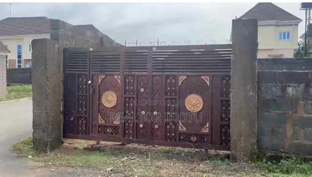 450sqm, Residential, Estate Plot, Tarred Road, C of O in Dawaki