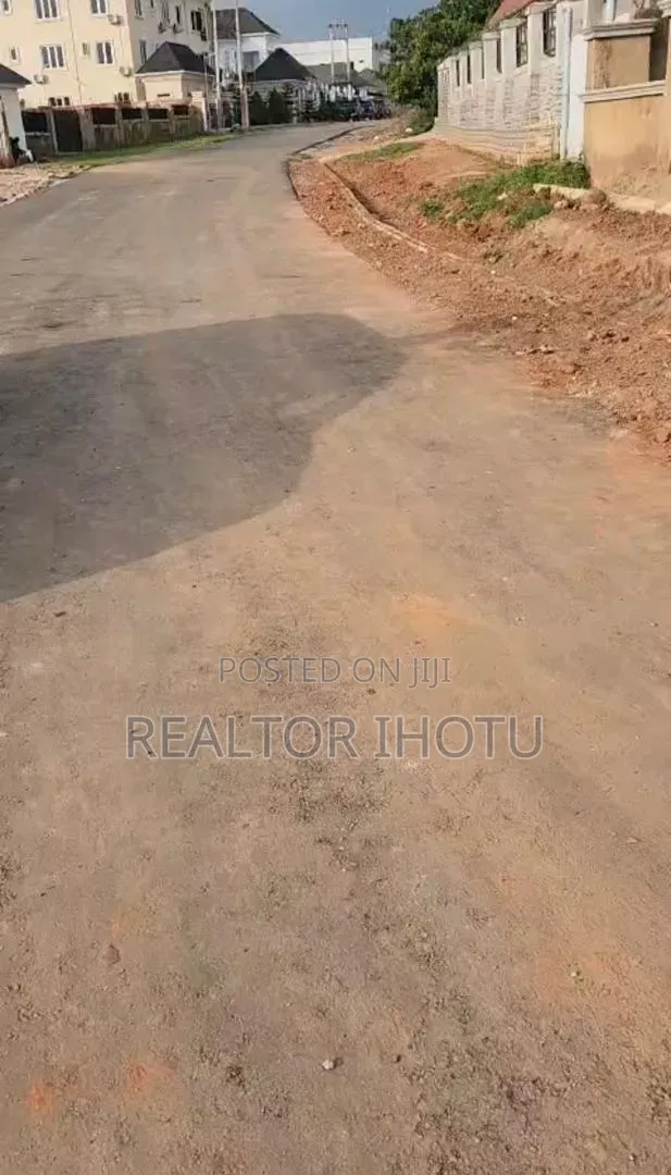 1200sqm, Residential, Fcda C of O, Tarred Road. in Asokoro