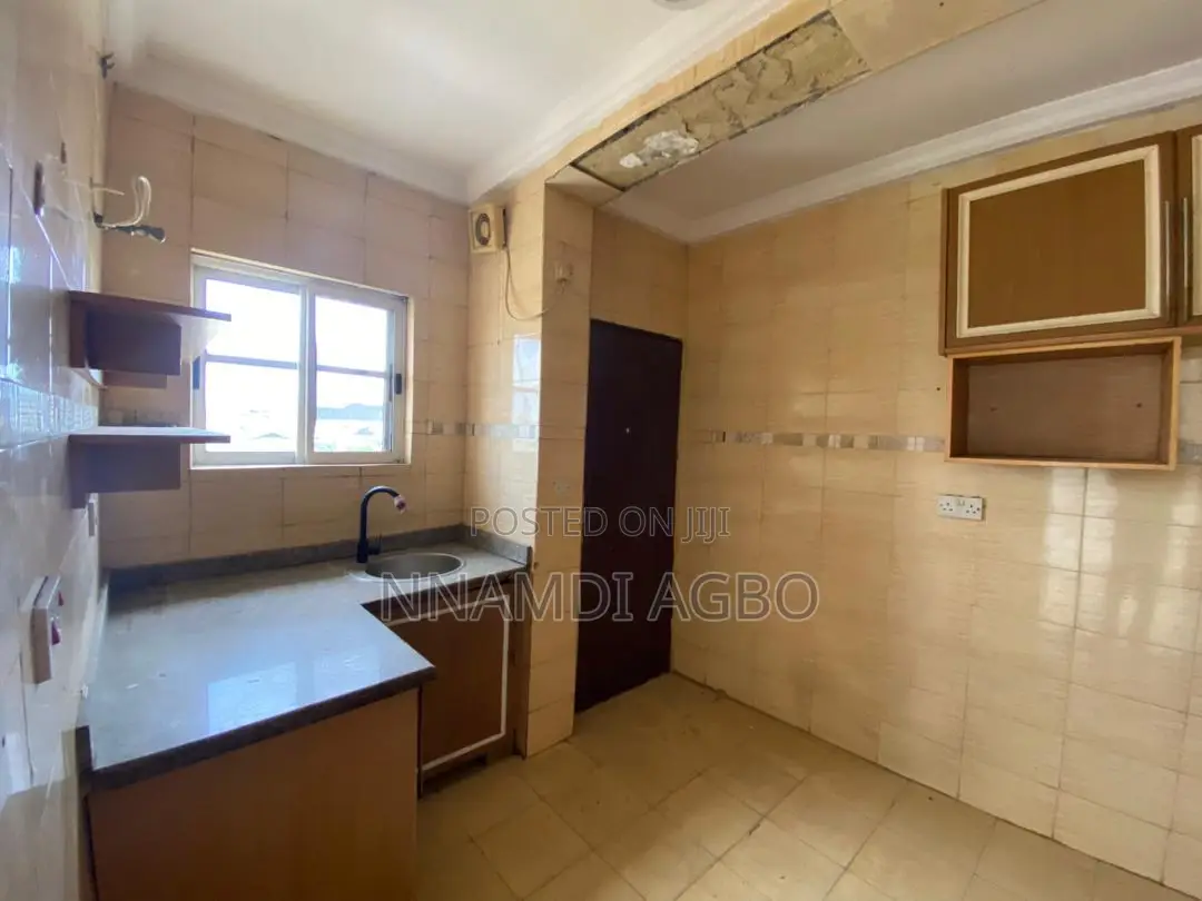 3bdrm Apartment in Victoria Island Extension for sale in Victoria Island Extension