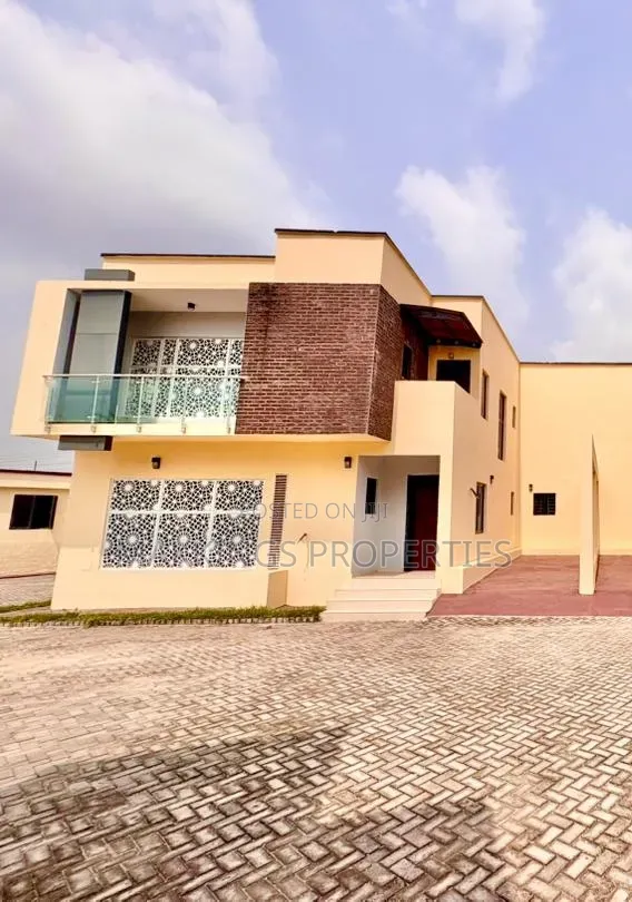 4bdrm Duplex in Abraham Adesanya Estate for rent in Abraham Adesanya Estate