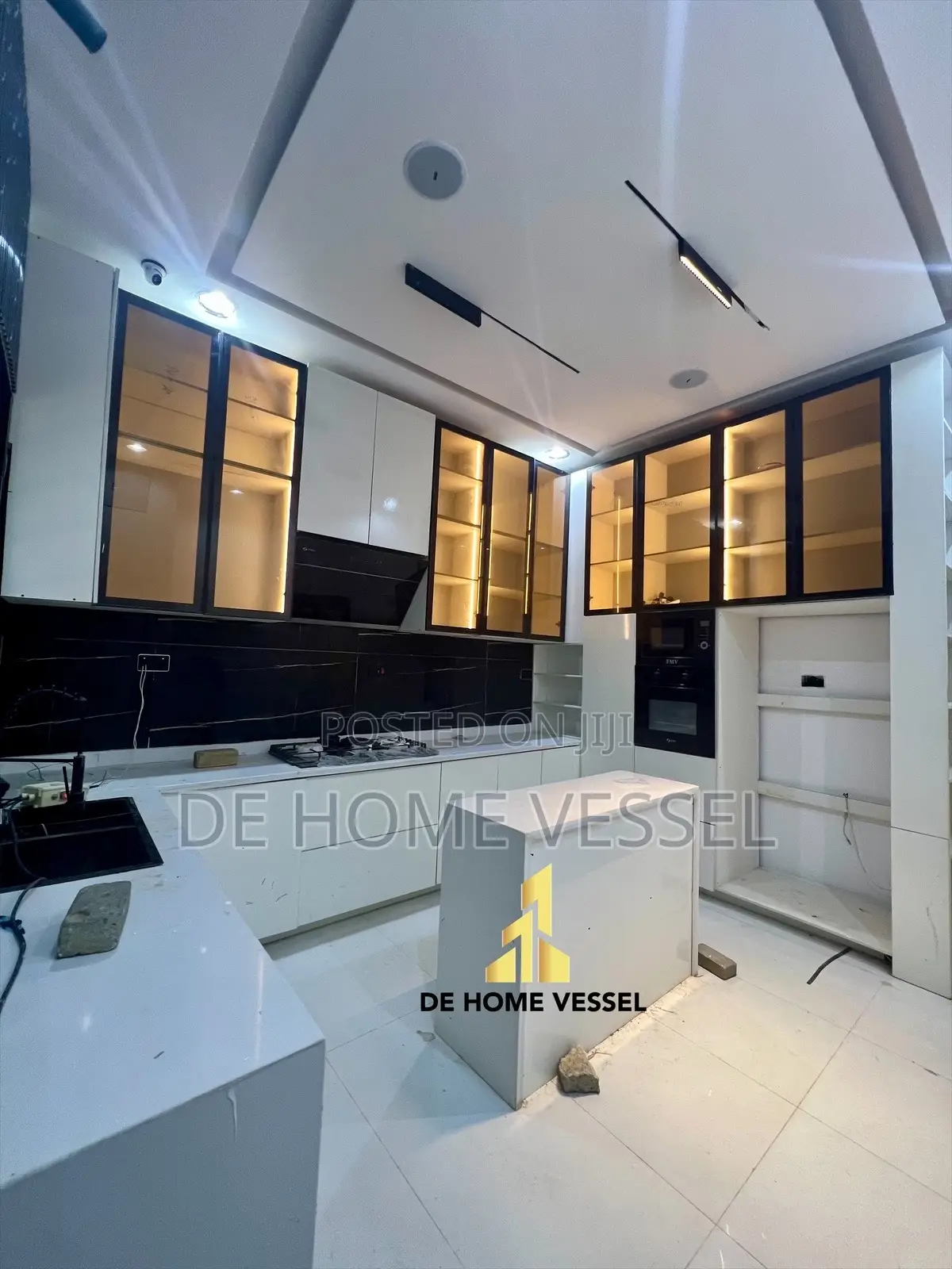 5bdrm Duplex in Lekki for sale in Lekki