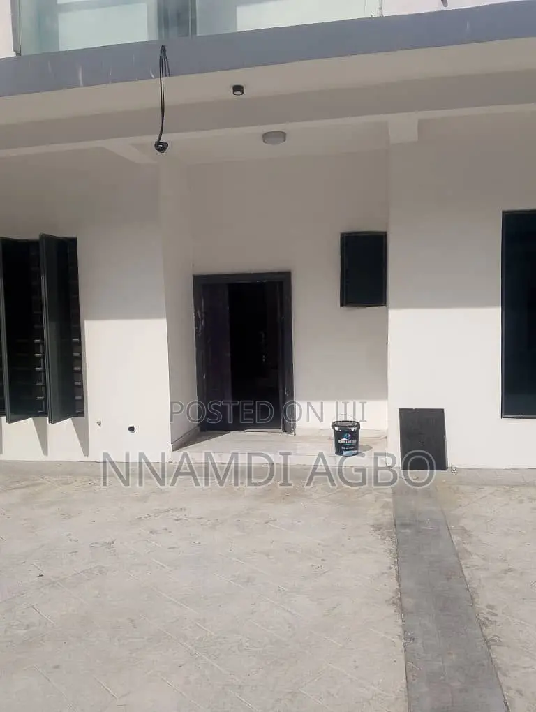 4bdrm Duplex in Abraham Adesanya Estate for rent in Abraham Adesanya Estate