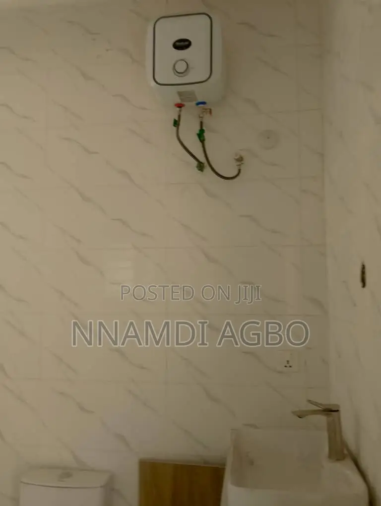 4bdrm Duplex in Abraham Adesanya Estate for rent in Abraham Adesanya Estate