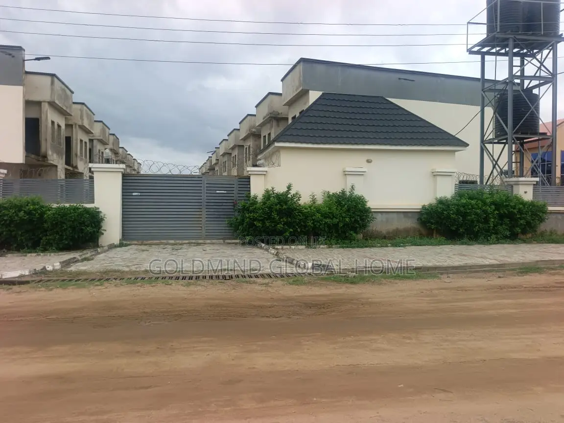 3bdrm Duplex in Lugbe District., FHA for sale in FHA