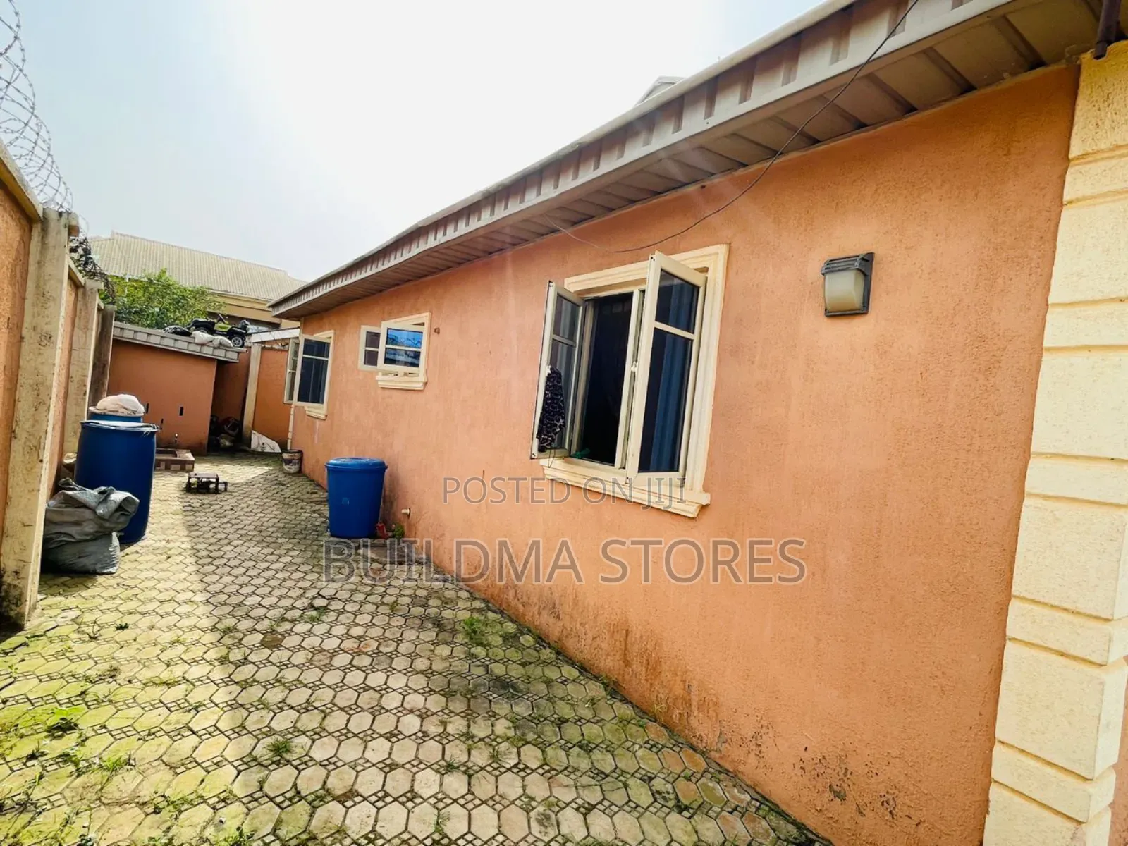 Furnished 3bdrm Apartment in Ijede / Ikorodu for sale in Ijede / Ikorodu