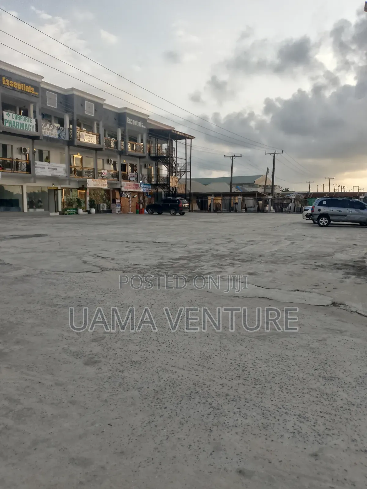Big Shop/Space to Let in Igando-Oloja