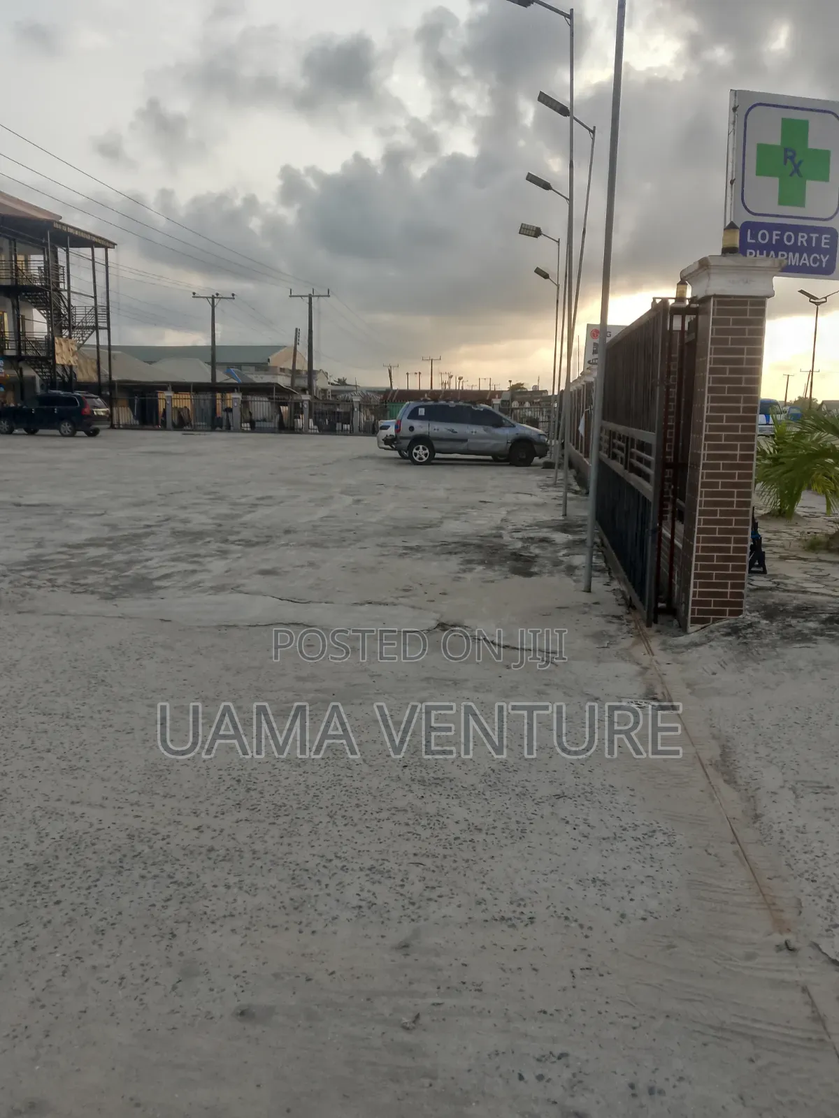 Big Shop/Space to Let in Igando-Oloja