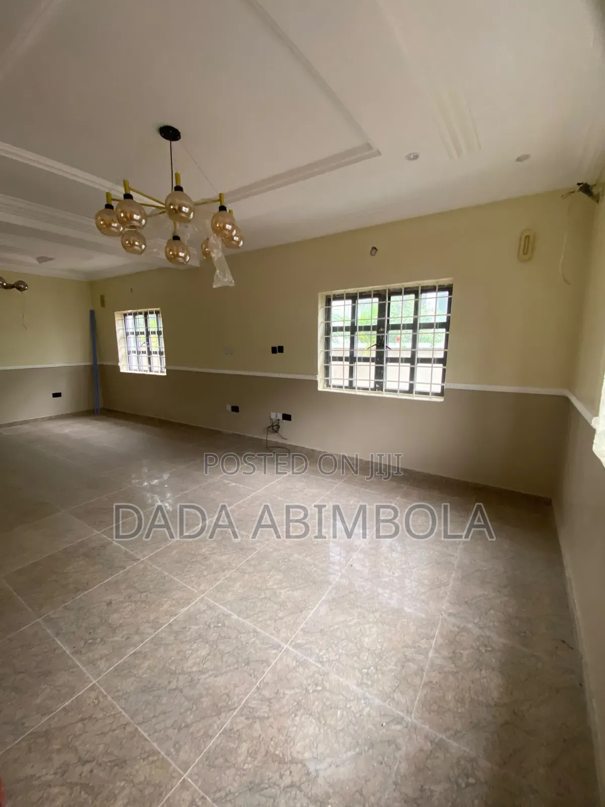 6bdrm Duplex in Carlton Gate Estate, Chevron for sale in Chevron