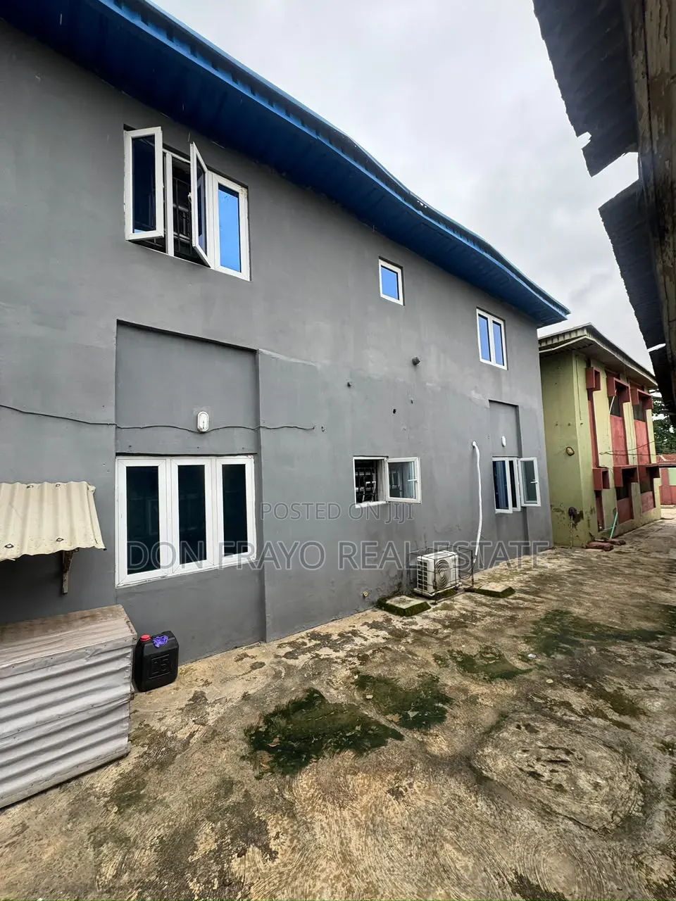 8bdrm Apartment in Ashi Bodija for sale in Bodija