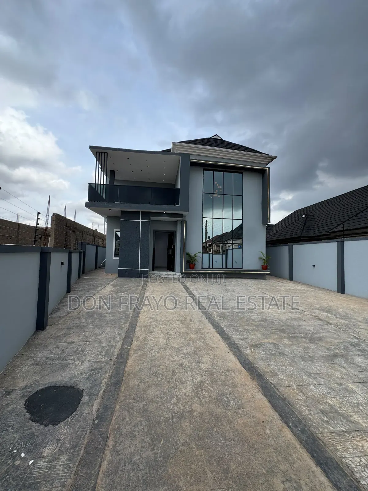 4bdrm Duplex in Akala Estate Akobo for sale in Akobo