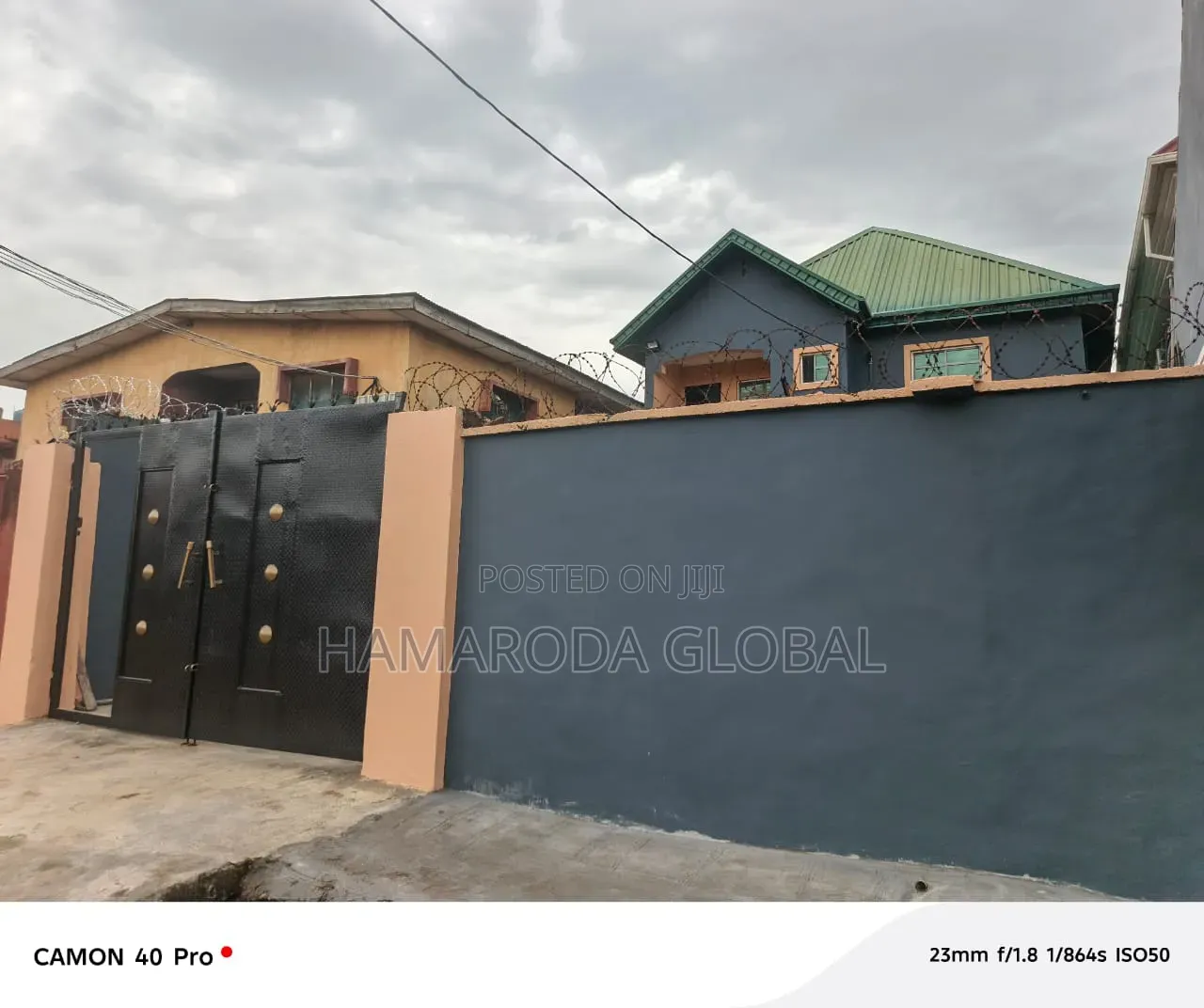 Furnished 8bdrm Block of Flats in Gov'S Rd, Ikotun, Alimosho for sale in Alimosho