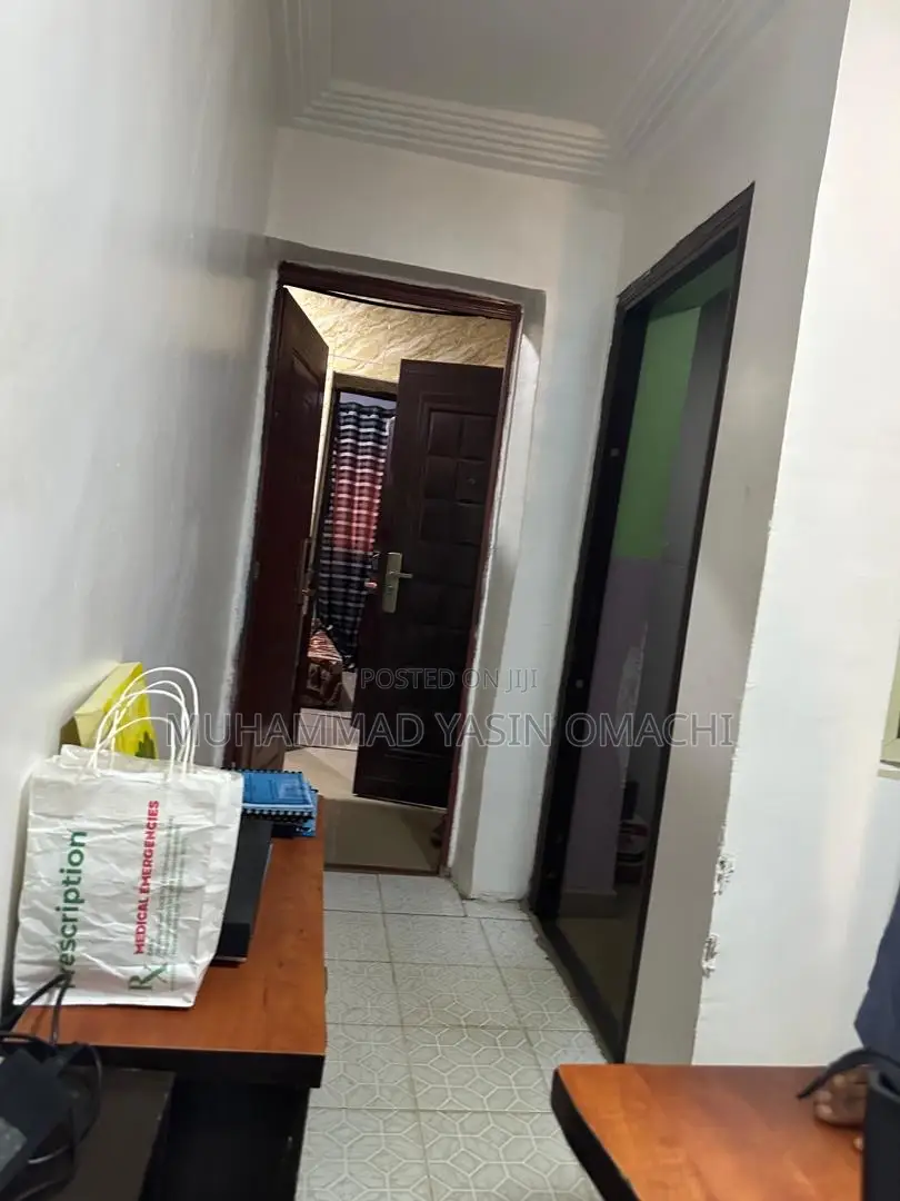 1bdrm Block of Flats in Block 3 Wukari, Area 2 for sale in Area 2