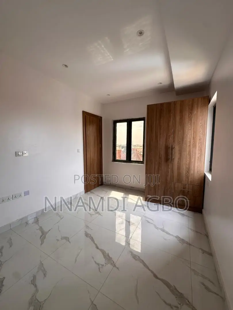 3bdrm Apartment in Alagomeji for rent in Alagomeji