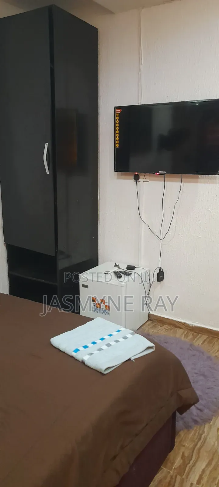 Wine Single Room Ensuite in New Garage / Gbagada