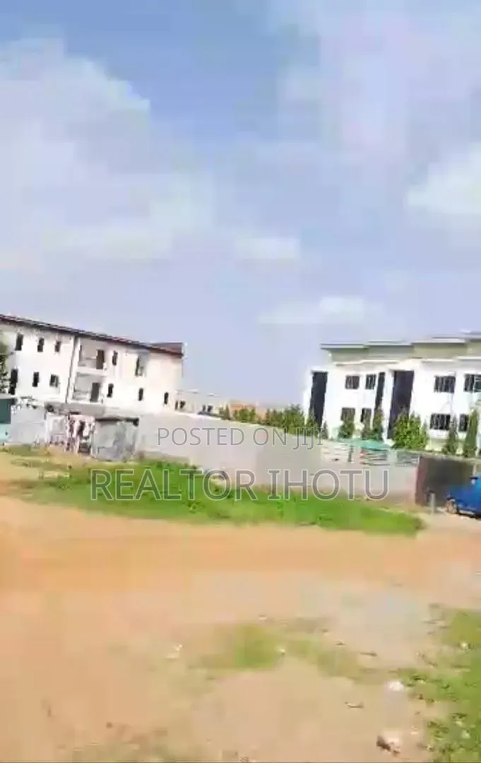 1200sqm, Residential, Cofo, Tarred Road. in Jahi