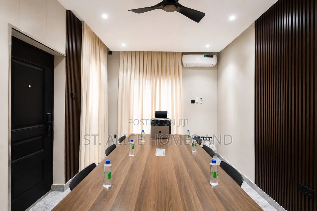 Urban Grid Fully Equipped 12 Seater Events Room In Gwarinpa in Gwarinpa